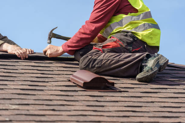 Best Roofing Contractors for Homes  in Country Clu, FL