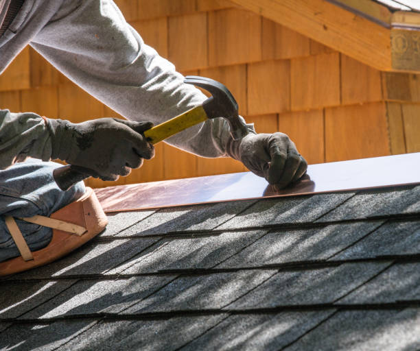 Quick and Trustworthy Emergency Roof Repair Services in Country Clu, FL